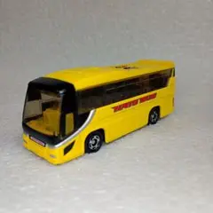 トミカ 42 はとバス いすゞ ガーラ1/156スケール ミニカー