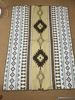 ラグ　カーペット　エスニック　北欧　キャンプ　テント　マット　リバーシブル