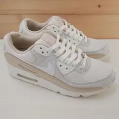 ナイキ ウィメンズ エアマックス90 ホワイト/ベージュ 24cm