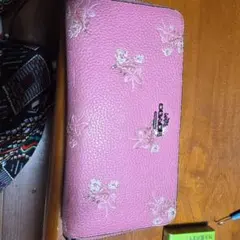 COACH 長財布 ピンク 花柄
