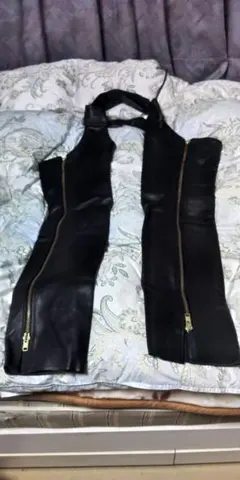 カドヤレザーチャップス黒 初期の最もシンプルデザインのサムネイル