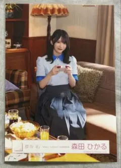 櫻坂46 What's KAZOKU MV制服 パジャマ　生写真　森田ひかる 櫻坂46 森田ひかるWhat's “KAZOKU” MV制服衣装 生写真 座り - メルカリ
