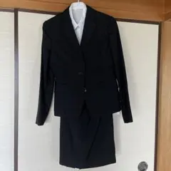 ブラック リクルートスーツ　7号　洋服の青山