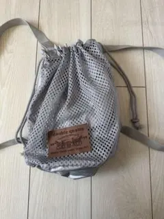 double quotes メッシュバックパック シルバー