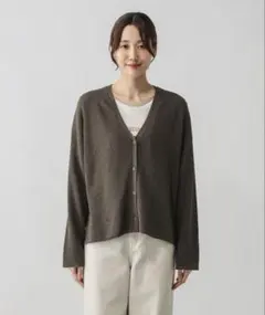 グローバルワーク☆ ミニブークレVネックカーのサムネイル