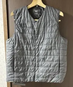 UNIQLO WARMPADDED ベスト