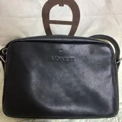 AIGNER ★ショルダーバッグ ブラックのサムネイル
