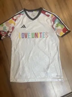 adidasサッカーゲームシャツ