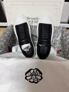 Alexander McQueen ブラック/ホワイト スニーカーウイメンズ38のサムネイル