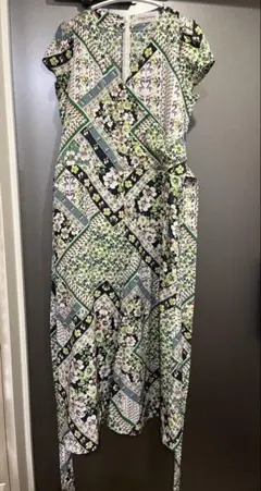 ペネロペヨハンソン　サロペットのサムネイル