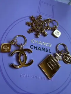 CHANELシャネル 2023 ホリデーシーズンノベルティ チャーム 3点セット
