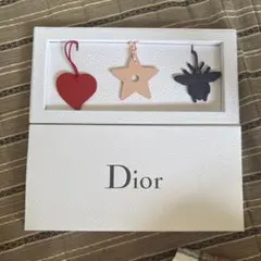 Dior チャームセット ハート 星 蜂