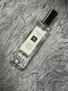Jo Malone English Pear & Sweet Peaのサムネイル