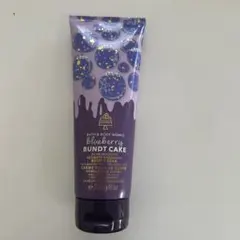 バスアンドボディワークス Blueberry Bundt Cakeのサムネイル