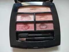 レベージュパレットルガール　クールドゥシャネル