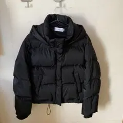 フード付きショート丈ダウンジャケット 黒