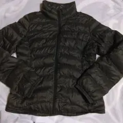 ✨m&I様専用✨ユニクロUNIQLO軽量ダウンジャケット ダークグリーン✨美品✨
