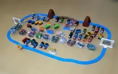 カプセルプラレールトーマスなかまたちセット