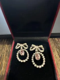 Item thumbnail for item e1553b38-862e-444f-bd2a-87b2b8737832