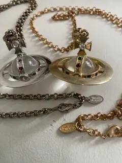 ヴィヴィアンウエストウッドネックレス