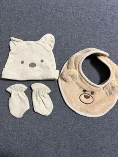 【新品未使用】クマ耳帽子（35〜43cm）ミトンスタイセット