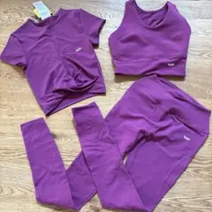 マイプロテイン MP パープル ヨガウェア３点セット トレーニング用