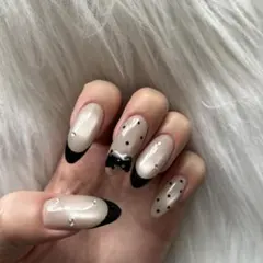 ガーリードットネイルチップ♡ - メルカリ