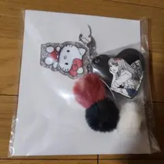 B賞ハートキーホルダー　黒　ブラック　富江 × ハローキティ エニマイくじ