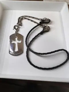 ドルチェ＆ガッバーナ　ネックレス ドッグタグ調 レザー　シルバー系