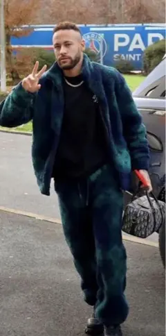 LOUIS VUITTION モノグラム　フリース　パンツ