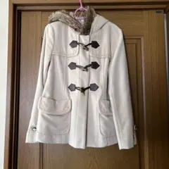 アクシーズファム⭐︎クリーム色 ダッフルコート ファー付き⭐︎美品