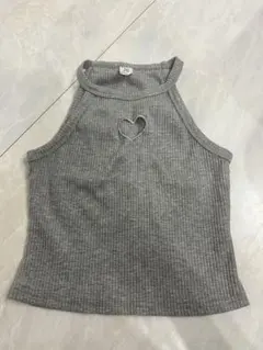グレー ハート型穴あきタンクトップ