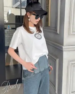 ★美品★ フレームRadyTシャツ S ★のサムネイル
