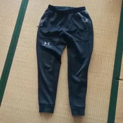 Under Armour ジャージパンツ MD 黒