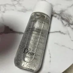 ディオールスノーエッセンスオブライトマイクロローション175ml