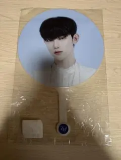 2025年最新】zerobaseone ジウン うちわの人気アイテム - メルカリ