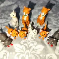 ディズニー　おしゃれキャットマリー　チョコエッグ　フィギュアのサムネイル