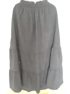 ティアードデザイン 黒 ロングスカート