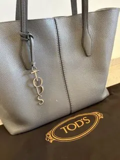 ✨TOD'Sトッズ✨レザートートジョイ✨保存袋付き✨大容量収納✨翌日発送
