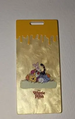 くまのプーさん アクリルキーホルダー ゴールド