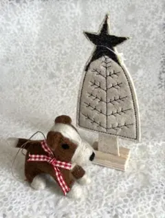 【値下げ】【many】犬のぬいぐるみ ＊ コベントガーデン フェルト製ツリー