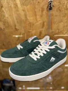 Item thumbnail for item 8c1c266c-036b-4a84-bf0c-da24b4b92760