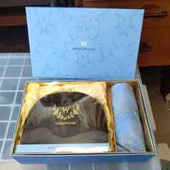 新品 WEDGWOOD ウェッジウッド☆ポーチ、ハンカチ ギフトセットのサムネイル
