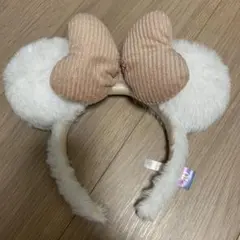 【限定品】ディズニー40周年記念 ふわふわラメ入り 白カチューシャ