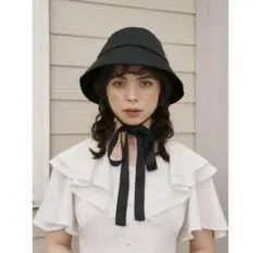 ミロアミュレット　黒いバケットハット 顎リボン付き