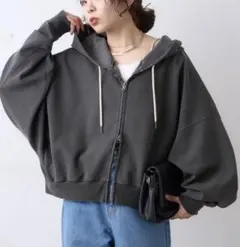 【CIAOPANIC TYPY】ピグメントダンボールパーカー チャコールグレーのサムネイル