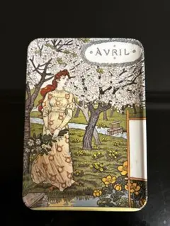 mebel トレイ　アンティーク　AVRIL