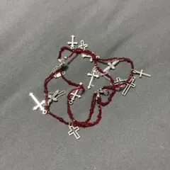 ハンドメイド 赤いビーズ 十字架ネックレス