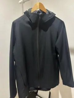 UNIQLO ユニクロ ブロックテックパーカー　ブラック