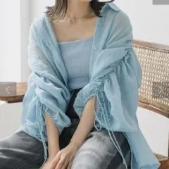 Kastane シアーシャツ ライトブルー　ドロスト袖のサムネイル